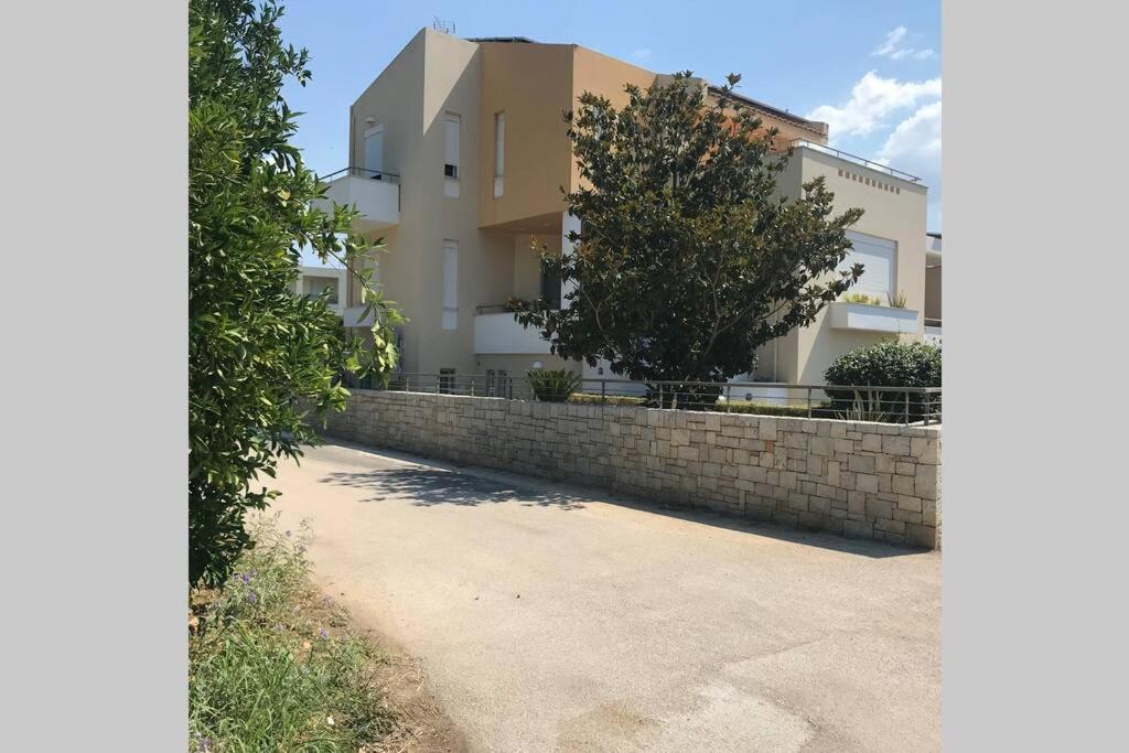דירה Aretis St